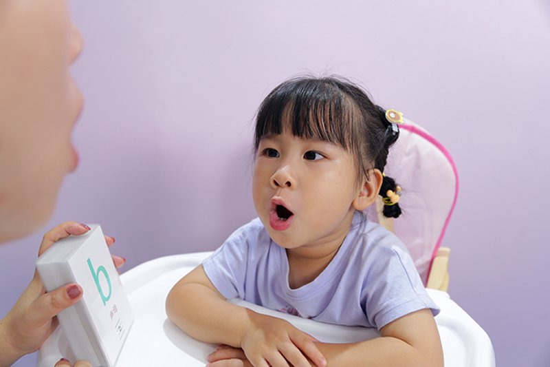 口吃不再烦恼:儿童口吃矫正行业的新趋势探索